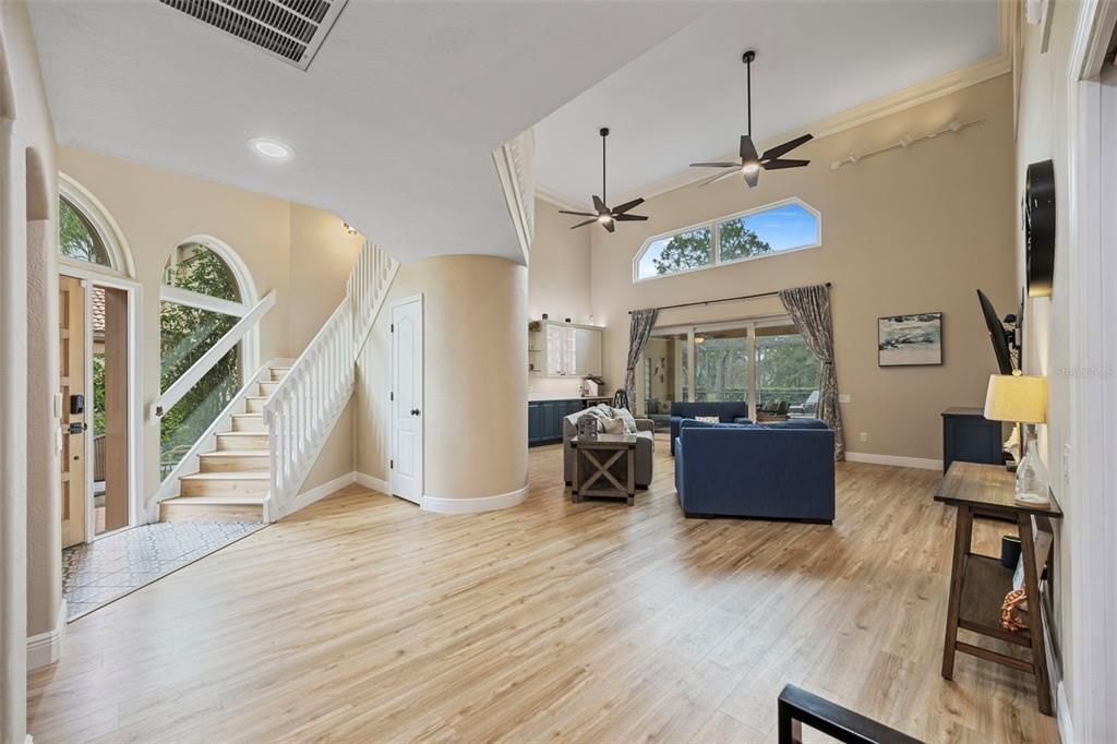 Interior, Living room, Recessed Lighting, Wood Texture Flooring