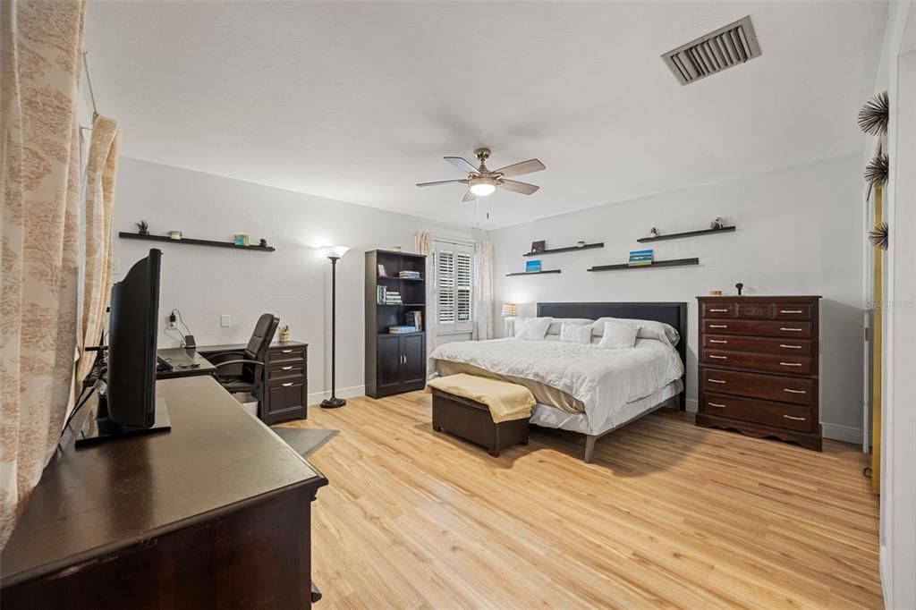 Bedroom, Home Office, Interior, Wood Texture Flooring