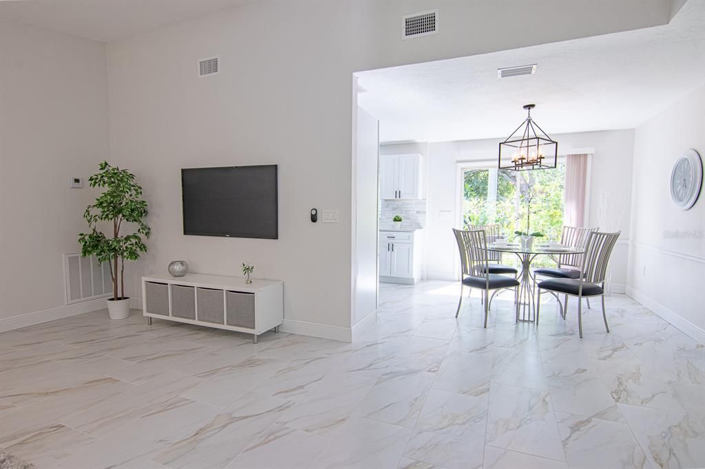Chandelier, Dining room, Interior, Marble, Pendant Lights