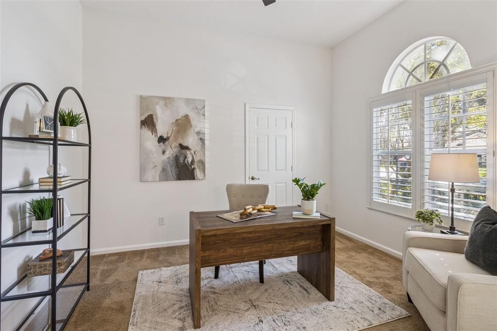 Home Office, Interior