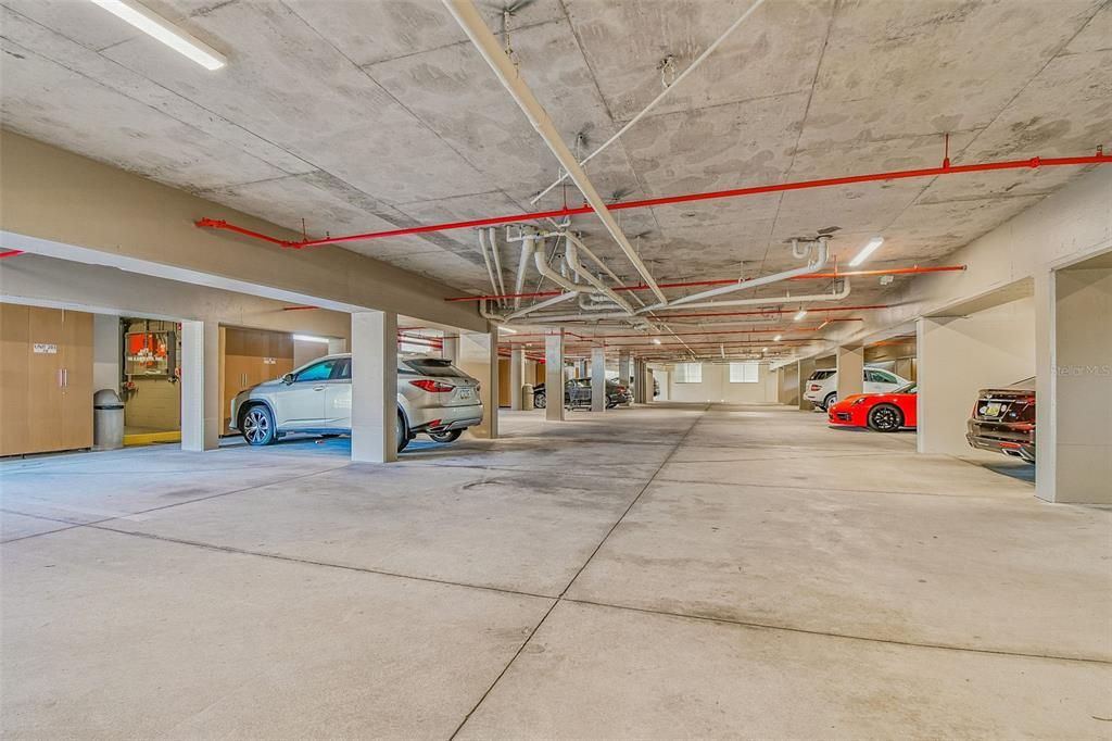 Garage, Interior
