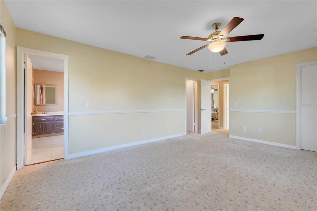 Bathroom, Empty room, Interior