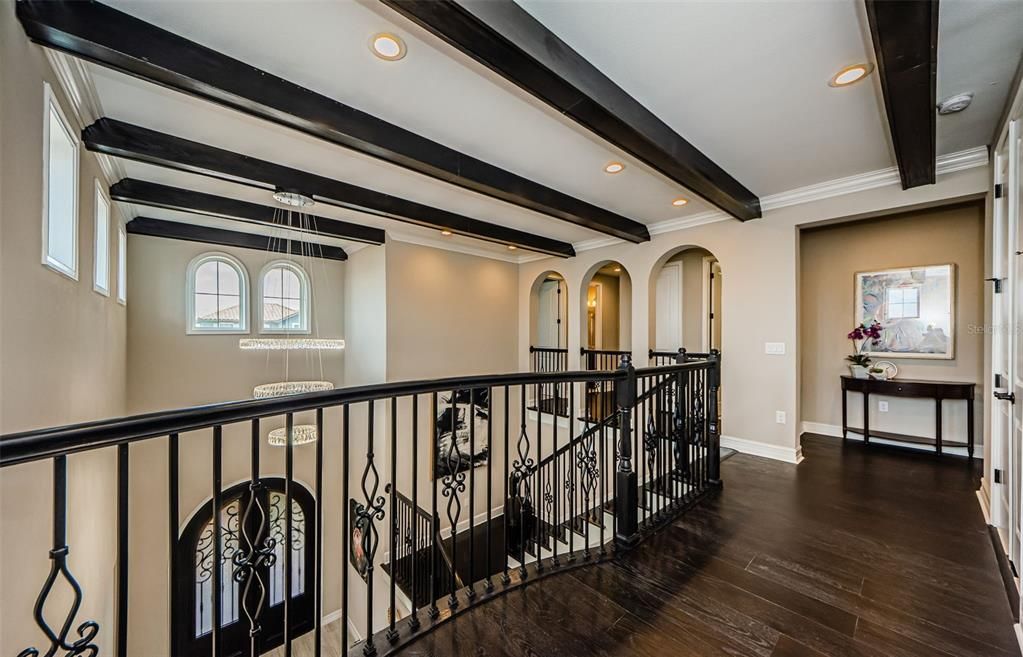 Interior, Recessed Lighting, Wooden Beams, Wood Texture Flooring