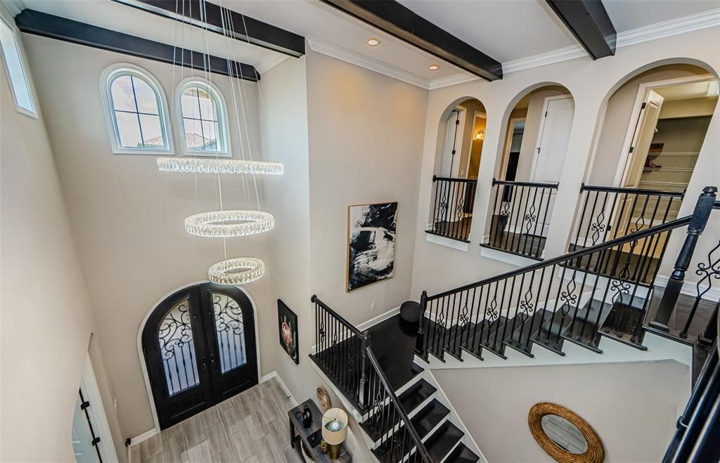 Interior, Pendant Lights, Recessed Lighting, Wooden Beams, Wood Texture Flooring