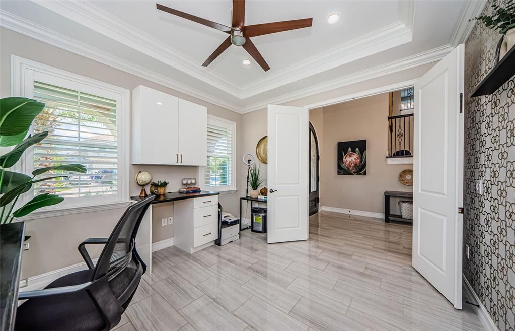 Home Office, Interior, Recessed Lighting, Wood Texture Flooring