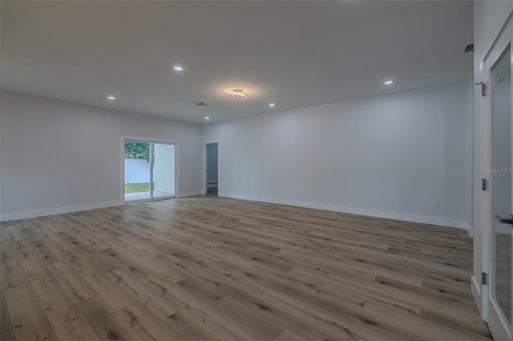 Empty room, Interior, Recessed Lighting, Wood Texture Flooring