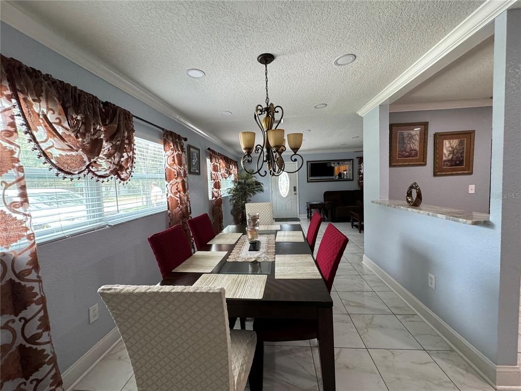 Chandelier, Dining room, Interior, Marble, Pendant Lights, Recessed Lighting