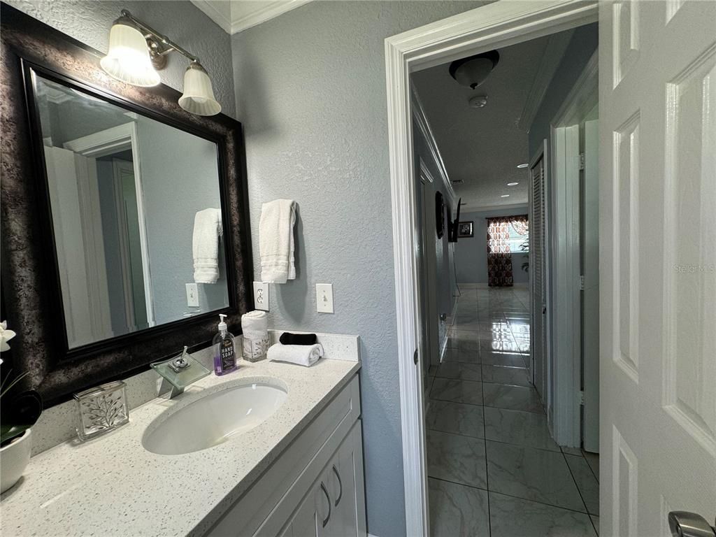 Bathroom, Interior, Recessed Lighting