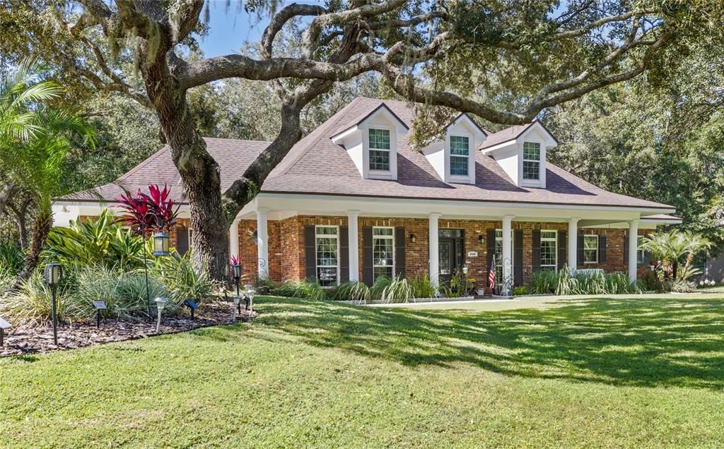 Exterior, Facade, Brick Facade, Cape Cod