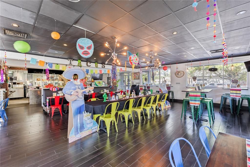 Dining room, Interior, Pendant Lights, Recessed Lighting, Wood Texture Flooring