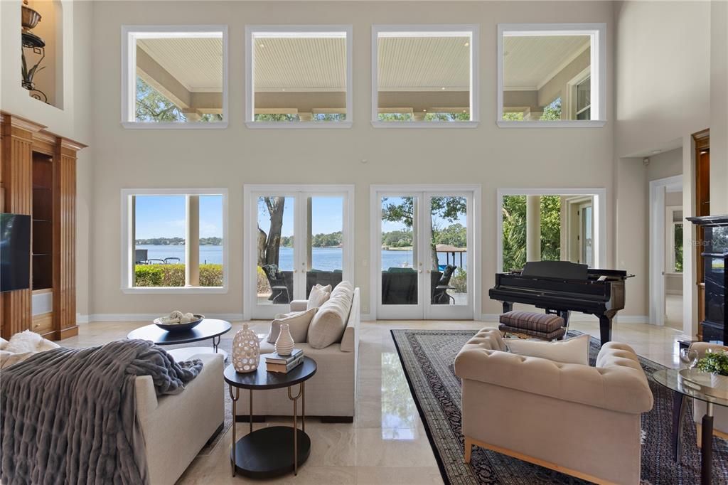 Interior, Living room, Piano, Water