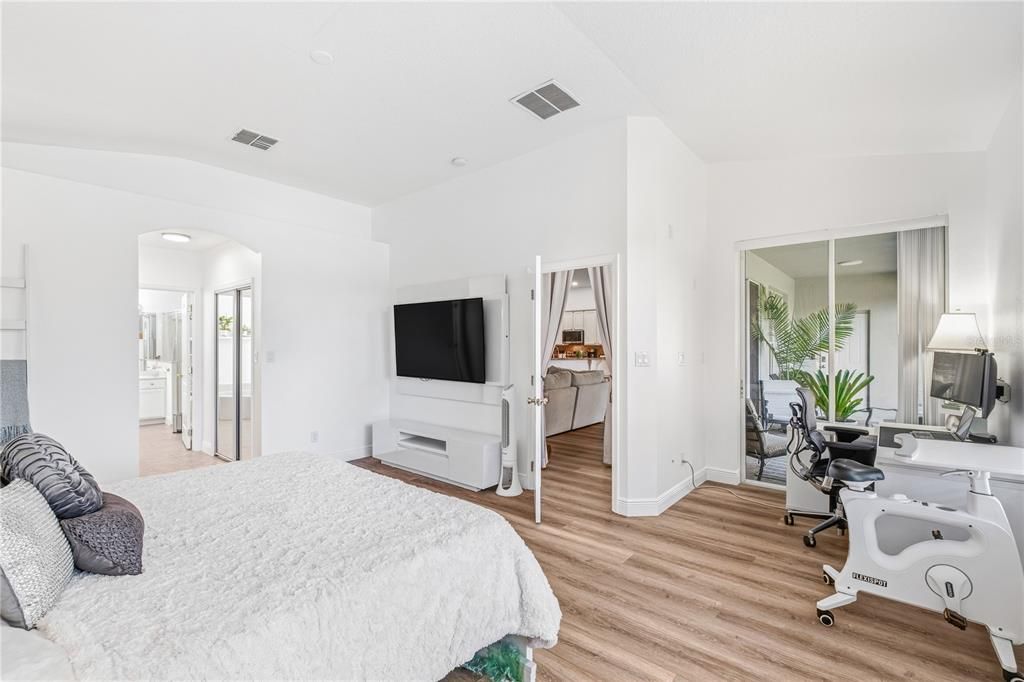 Bedroom, Home Office, Interior, Recessed Lighting, Wood Texture Flooring