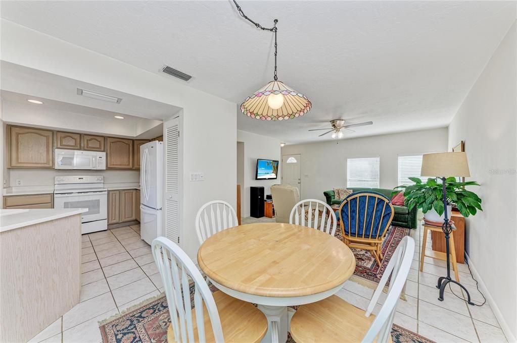 Dining room, Interior, Kitchen, Pendant Lights, Recessed Lighting