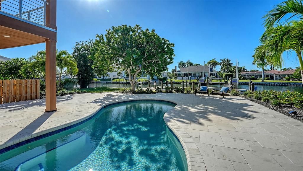 Exterior, Pool, Water