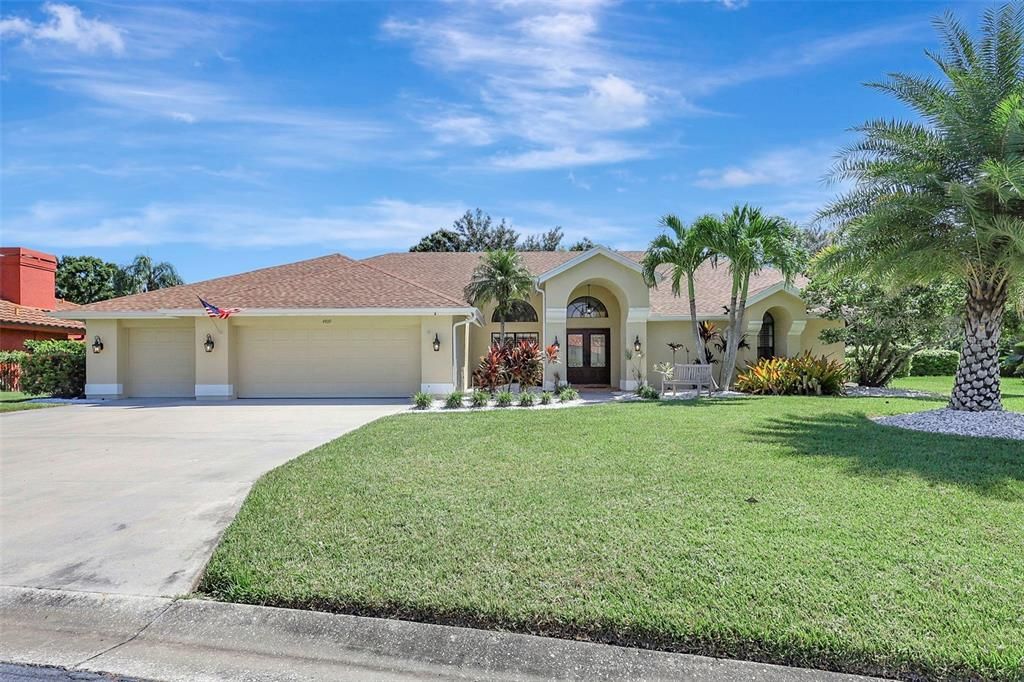 Attached, Backyard, Exterior, Facade, Ranch