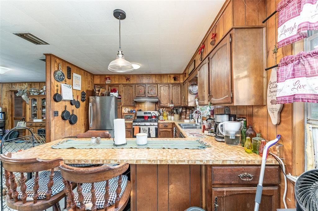 Interior, Kitchen, Pendant Lights, Wooden Walls