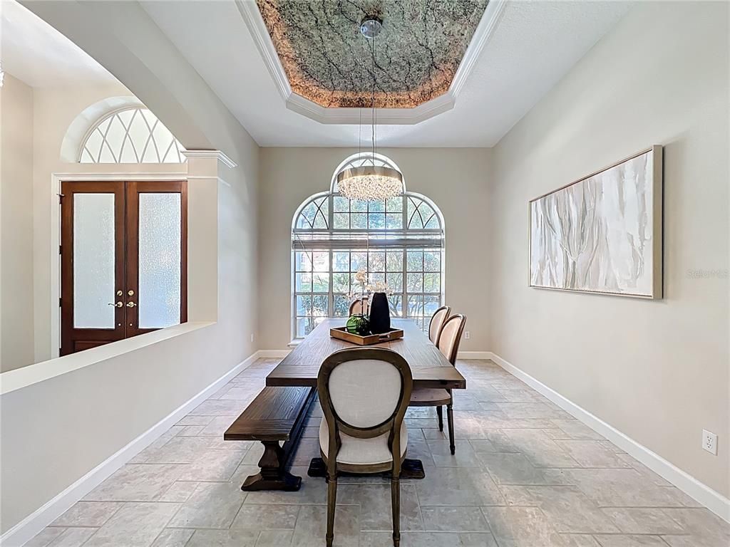 Chandelier, Dining room, Interior, Pendant Lights