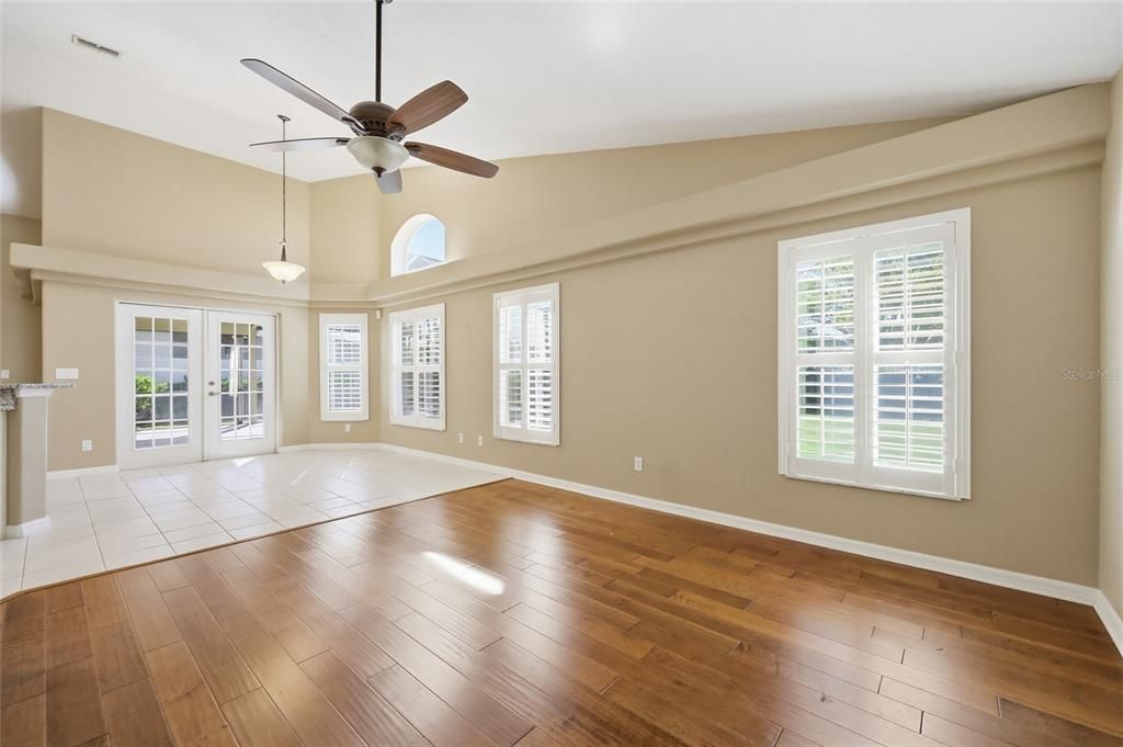 Empty room, Interior, Pendant Lights, Wood Texture Flooring