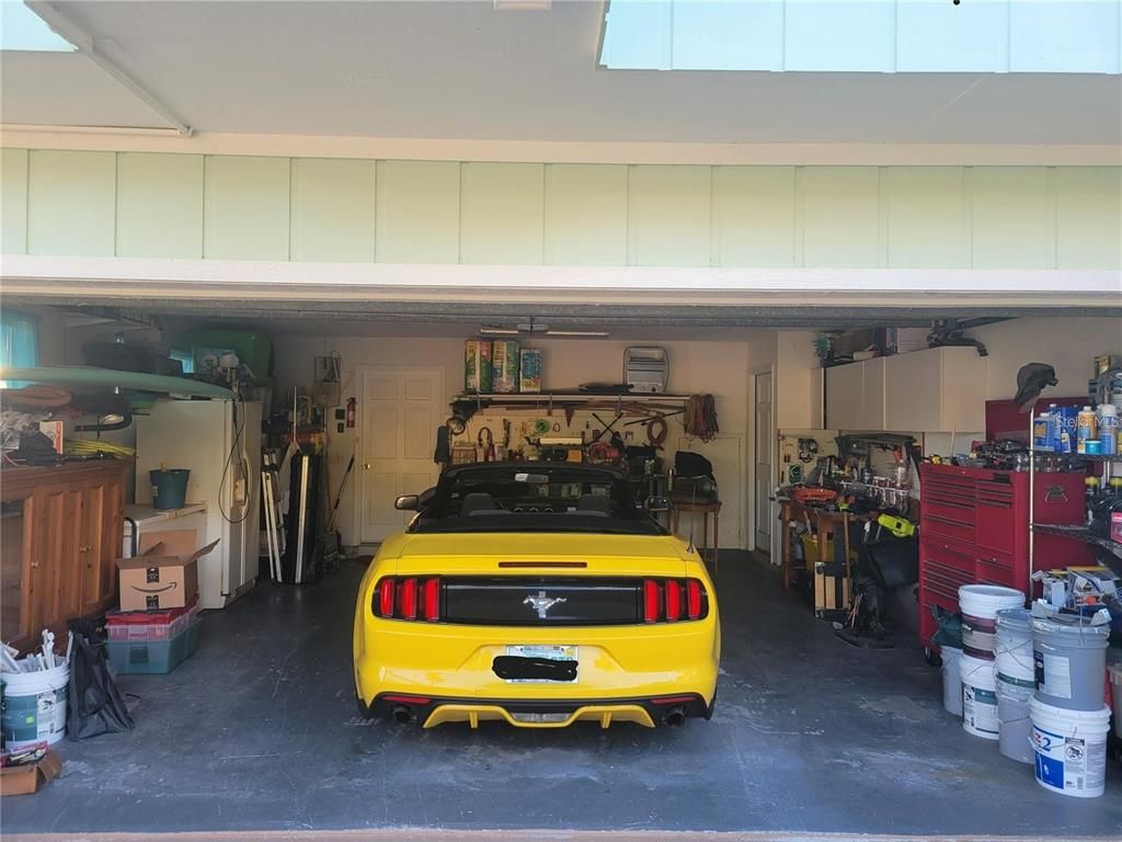 Garage, Interior
