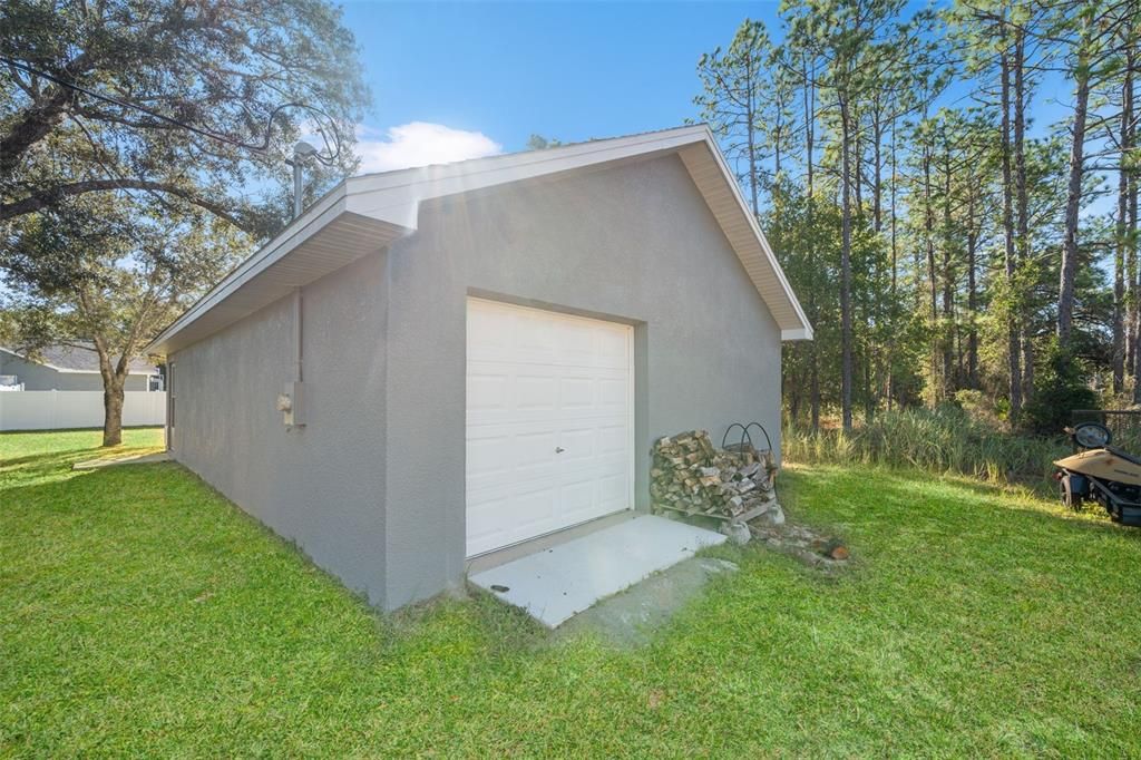 Backyard, Detached Garage, Exterior