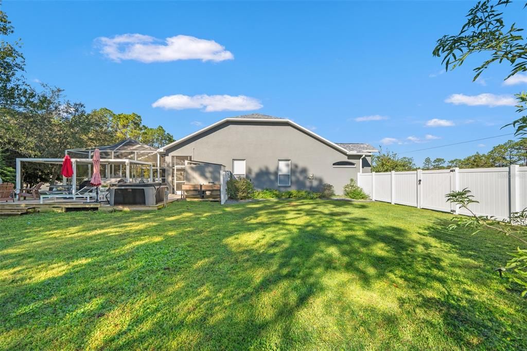 Backyard, Exterior, Hot Tub