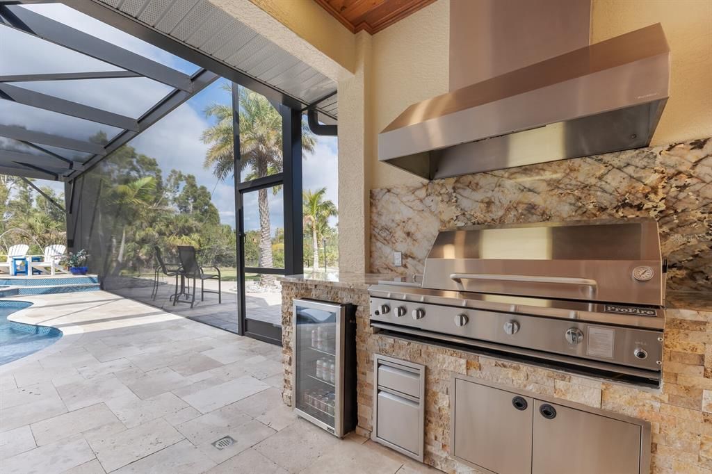 Exterior, Outdoor Kitchen, Sun Room