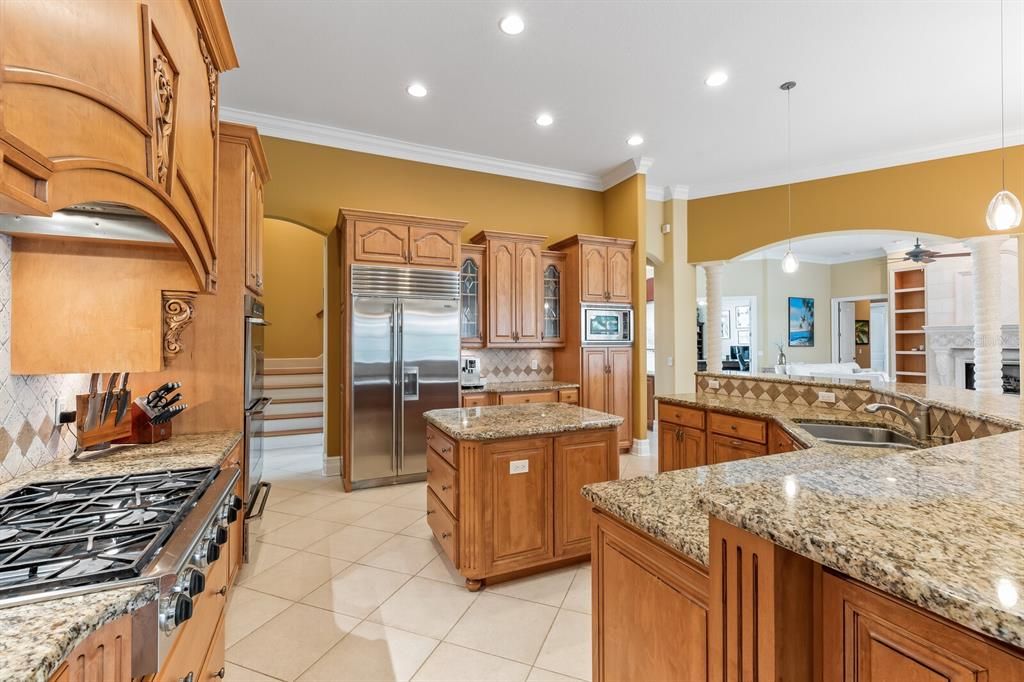 Interior, Kitchen, Pendant Lights, Recessed Lighting, Stainless Steel Appliances