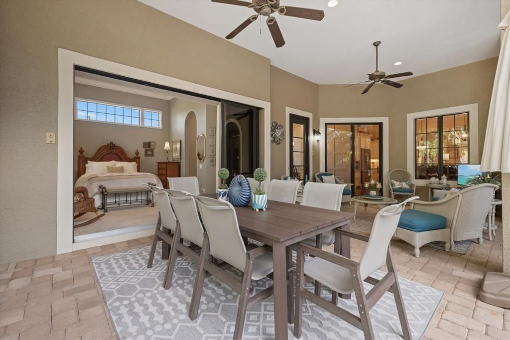 Dining room, Interior, Living room, Recessed Lighting