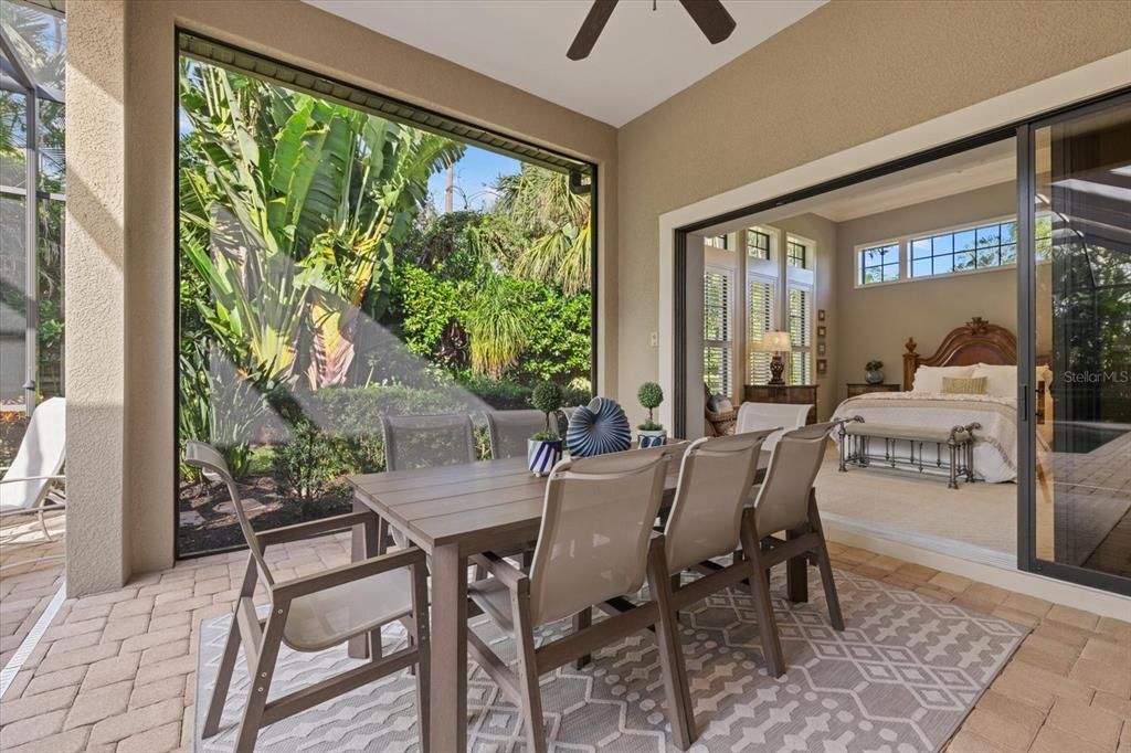 Bedroom, Dining room, Interior