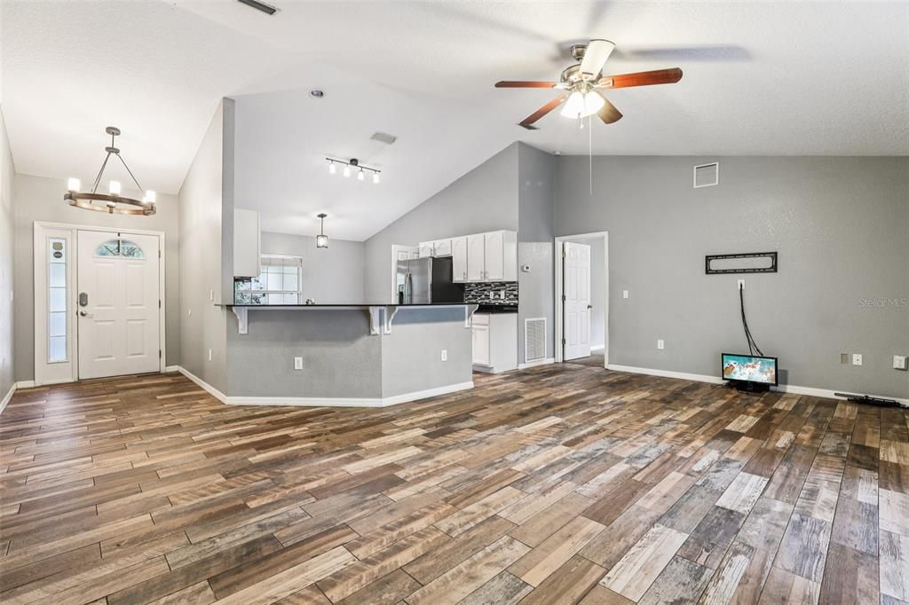 Interior, Kitchen, Pendant Lights, Wood Texture Flooring