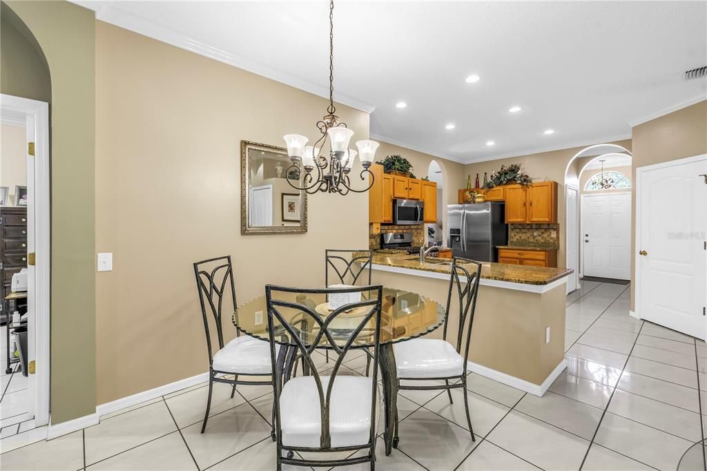 Chandelier, Dining room, Interior, Kitchen, Recessed Lighting, Stainless Steel Appliances