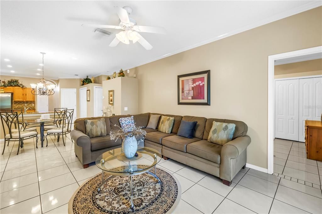 Chandelier, Dining room, Interior, Kitchen, Living room, Recessed Lighting
