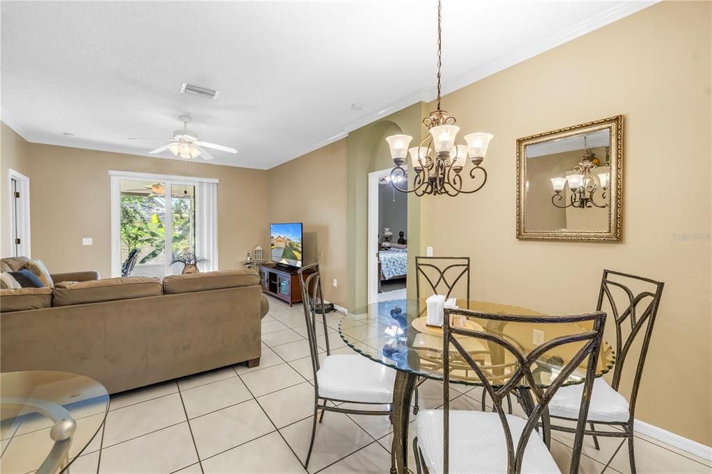 Chandelier, Dining room, Interior, Living room