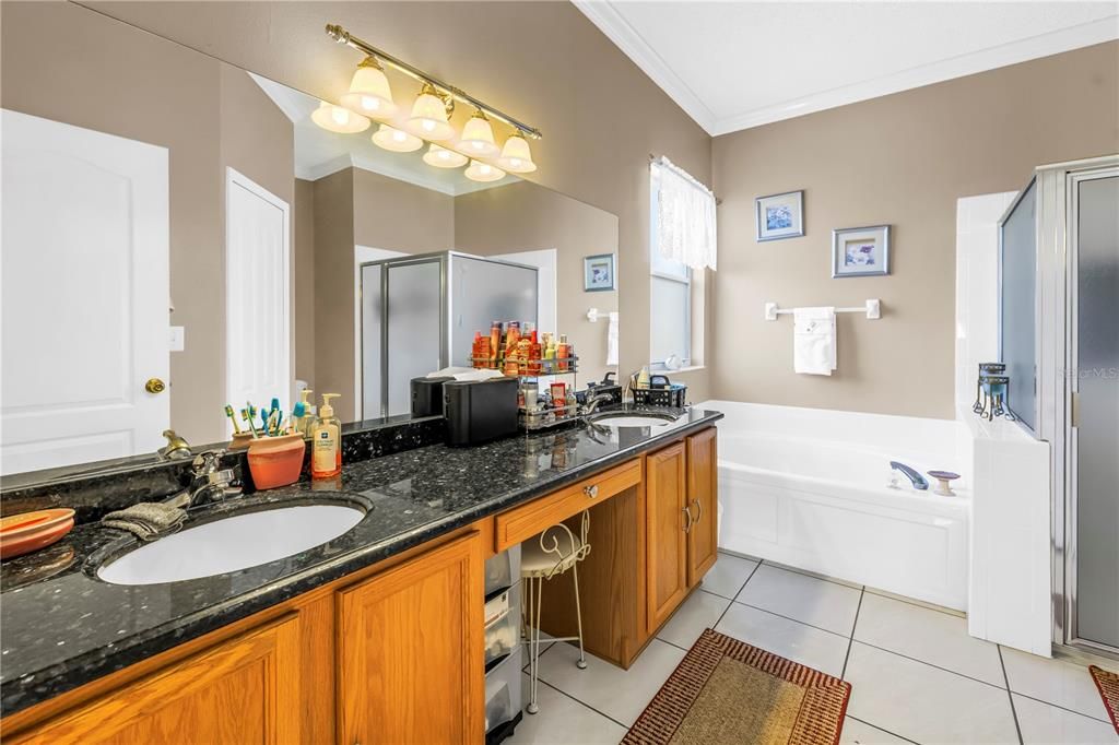 Bathroom, Dual Sink Vanities, Interior