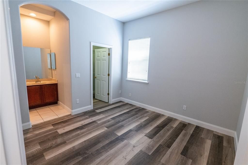 Bathroom, Interior, Recessed Lighting, Wood Texture Flooring