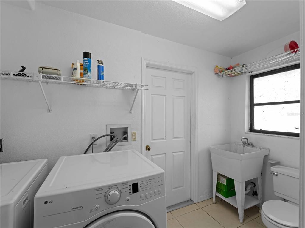 Interior, Washer