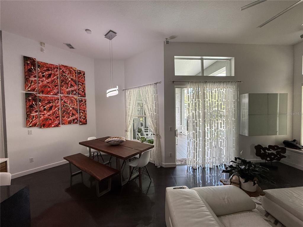 Dining room, Interior, Pendant Lights