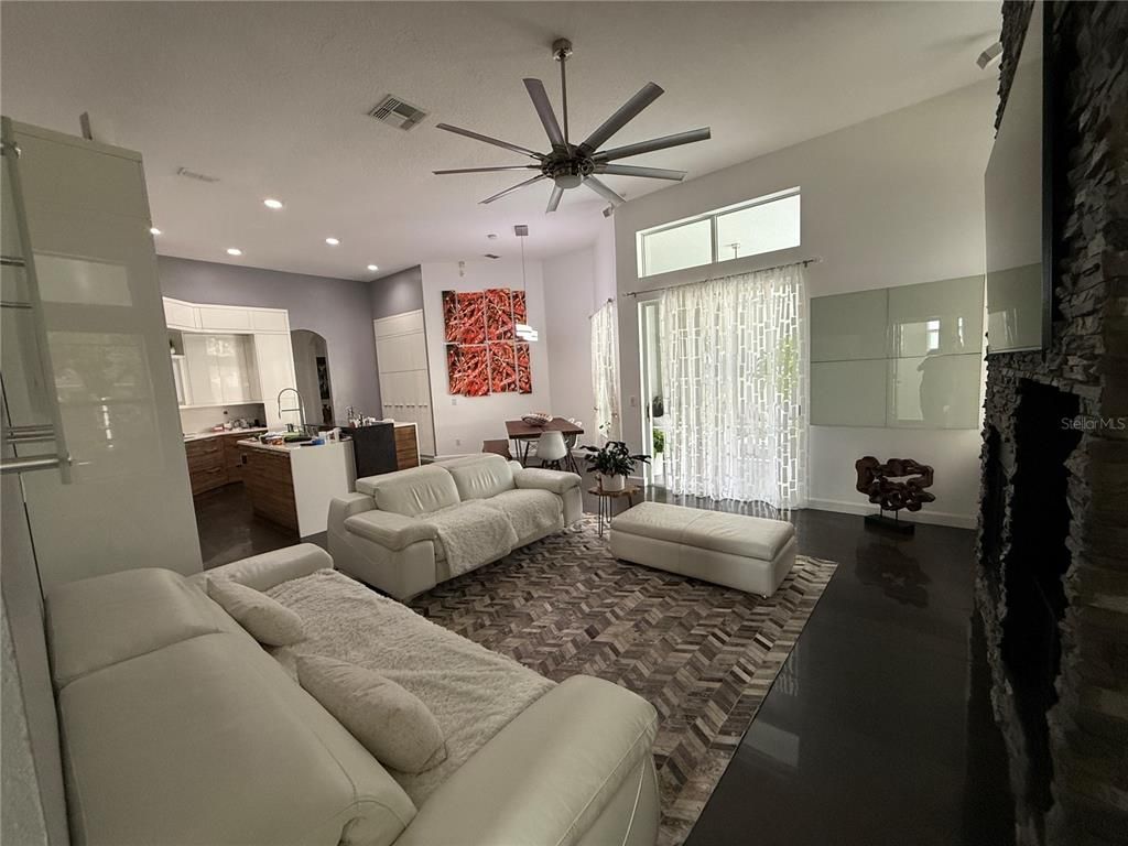 Dining room, Interior, Kitchen, Living room, Pendant Lights, Recessed Lighting