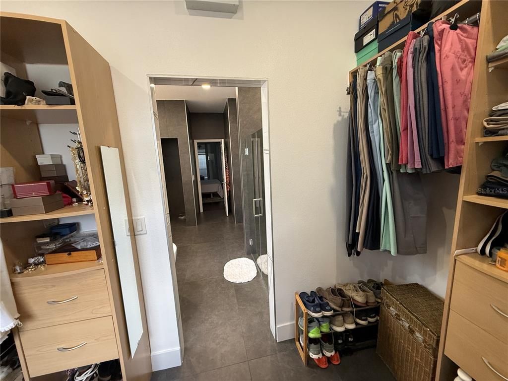 Interior, Walk-in Closets