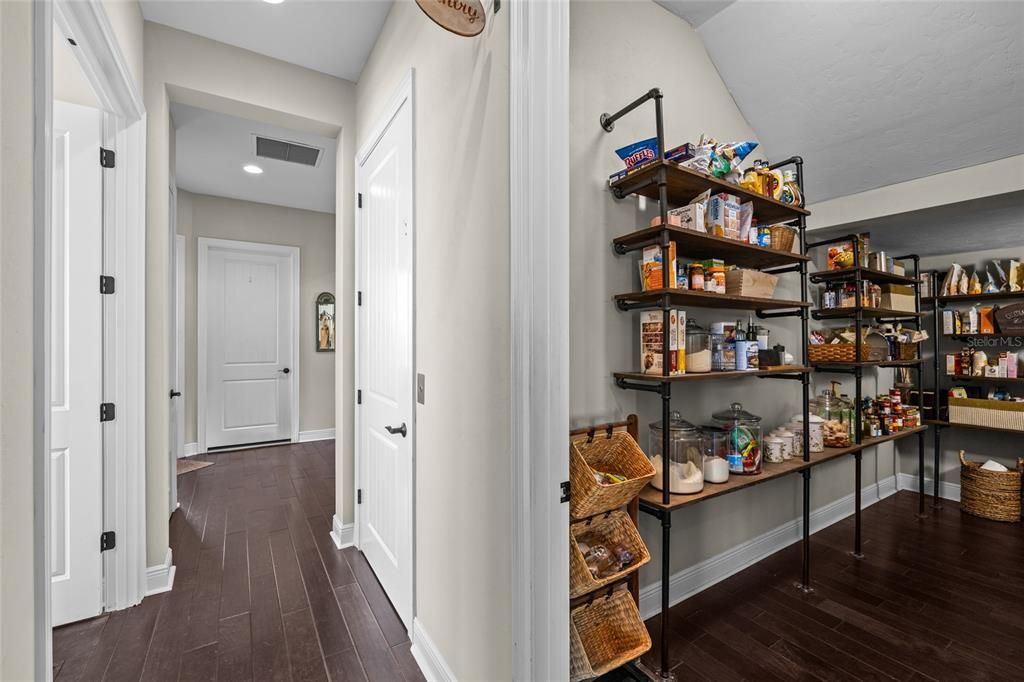 Interior, Recessed Lighting, Wood Texture Flooring