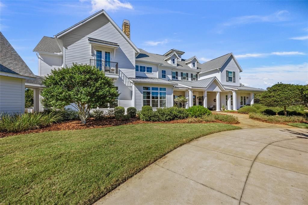 Exterior, Facade, Farmhouse