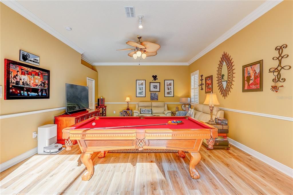 Billiard Table, Game Room, Interior, Wood Texture Flooring