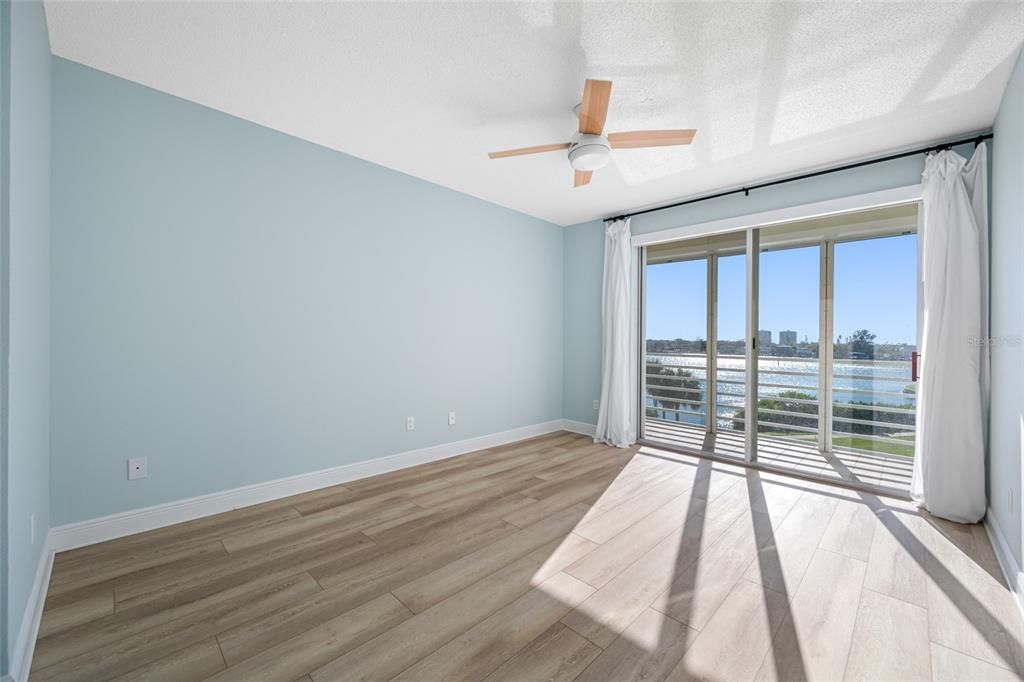 Empty room, Interior, Water, Wood Texture Flooring
