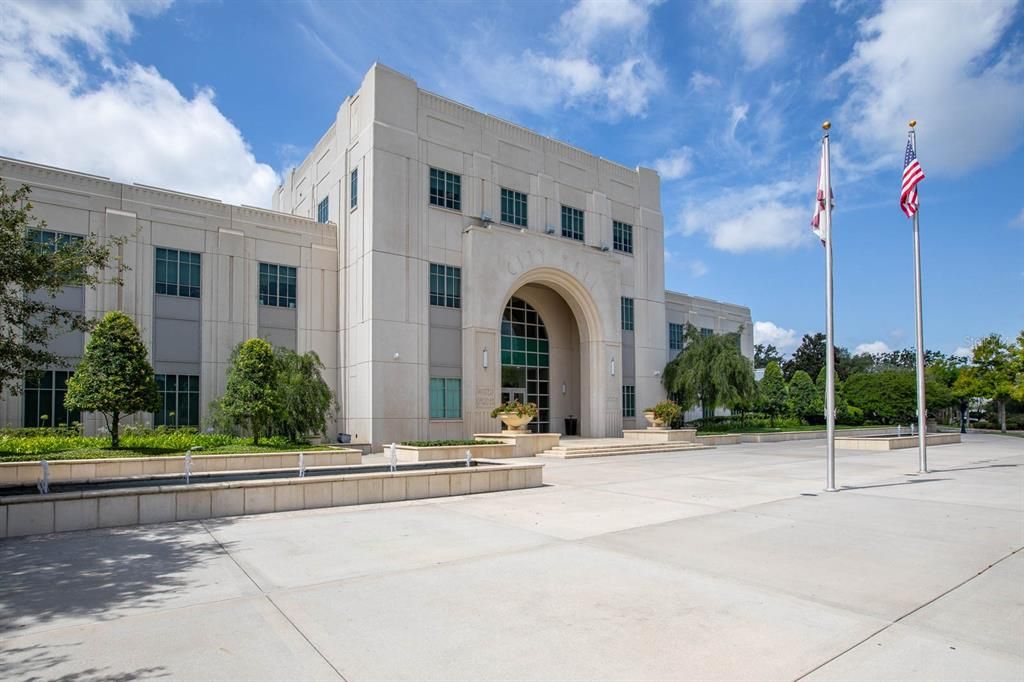 Exterior, Facade, French Provincial