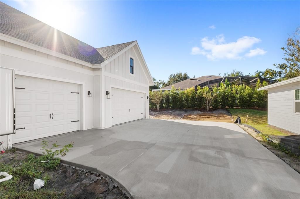 Detached Garage, Exterior