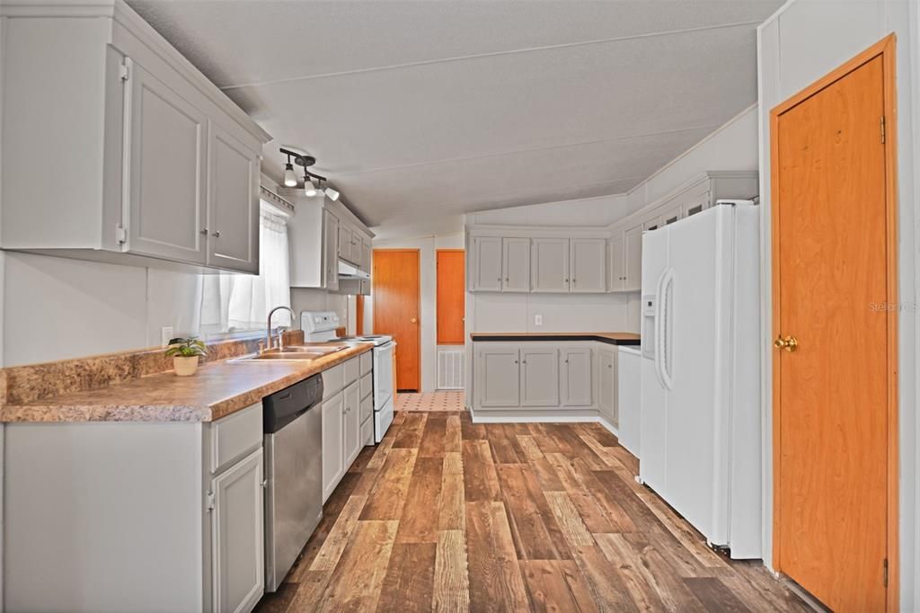 Interior, Kitchen, Wood Texture Flooring