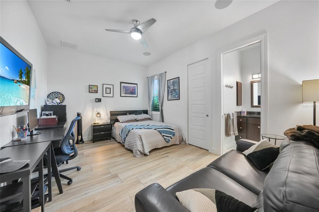 Bedroom, Home Office, Interior, Wood Texture Flooring