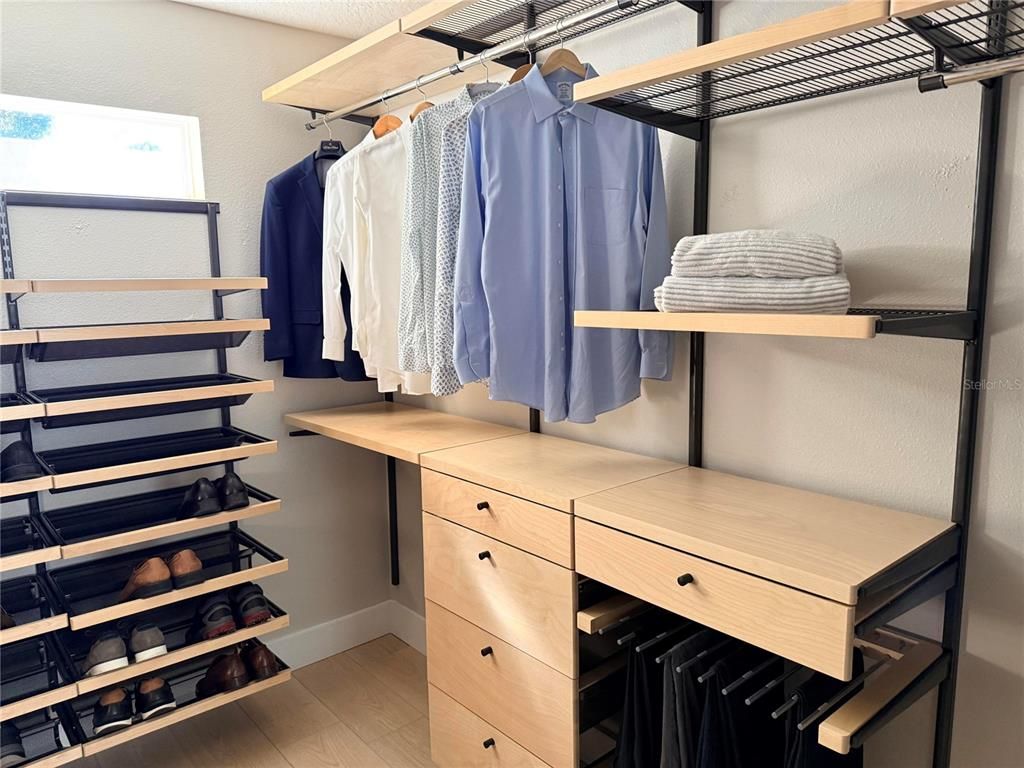 Interior, Walk-in Closets