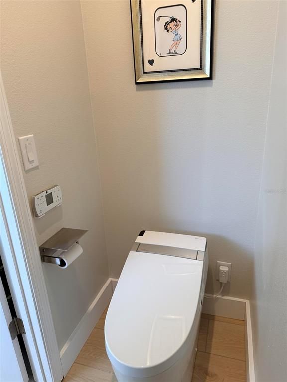 Bathroom, Free Standing Baths, Interior