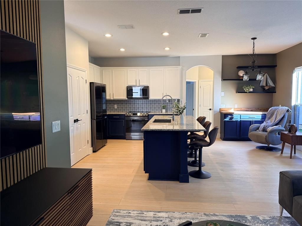 Interior, Kitchen, Pendant Lights, Recessed Lighting, Wood Texture Flooring